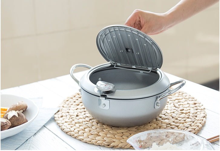 Kitchen Pot - Mellies