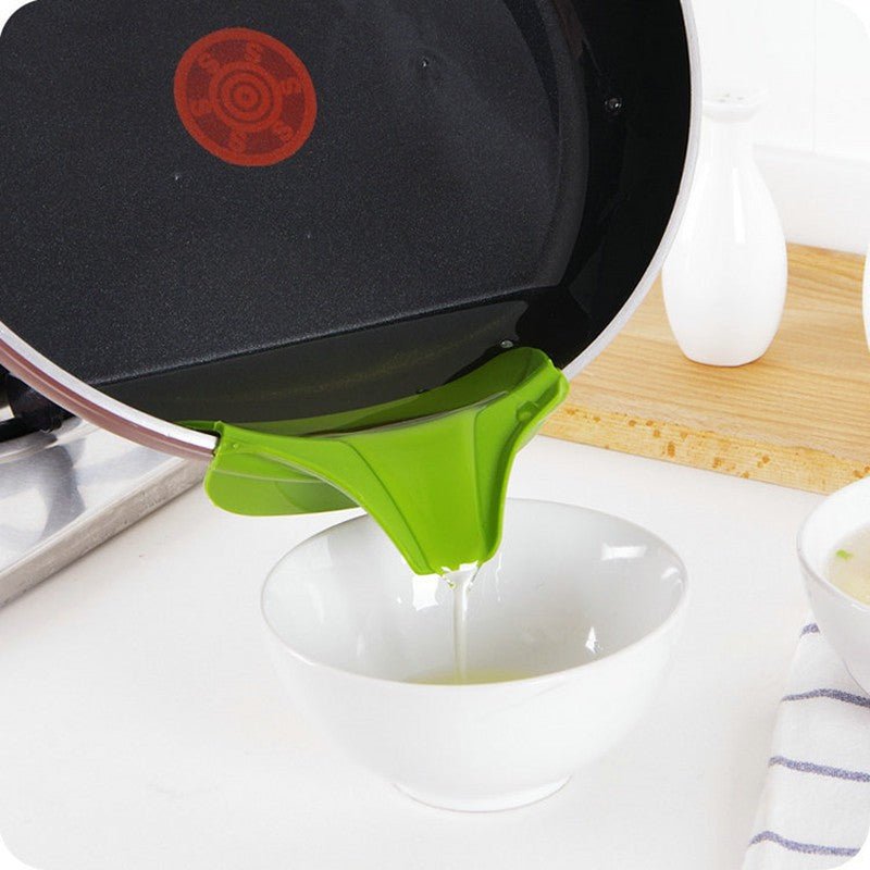 Silicone Pot Pour Spout | No - Spill Liquid Guide | Set of 1, 2 or 3 - Mellies