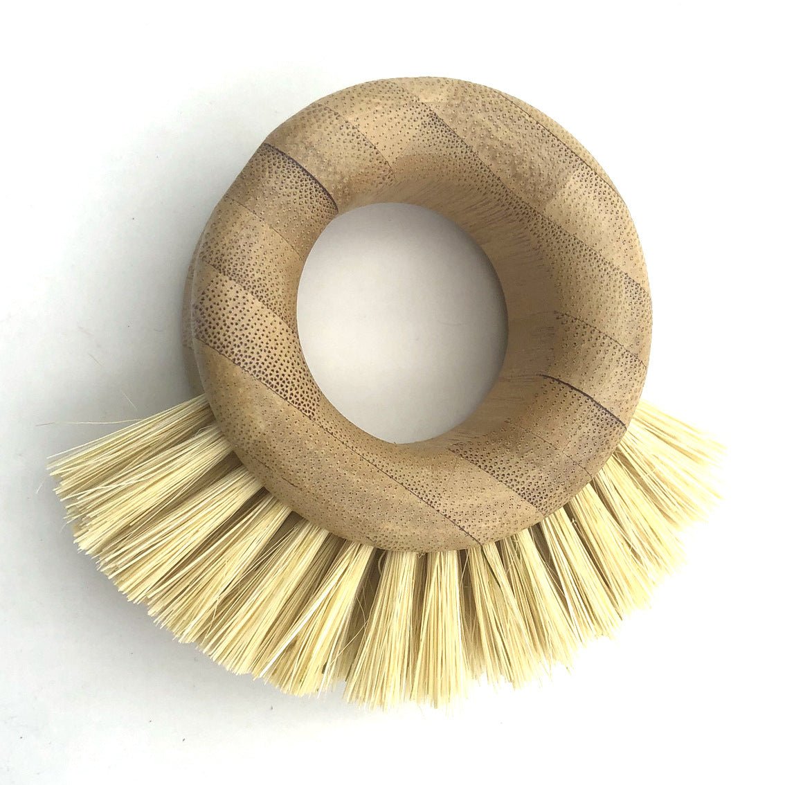 Bamboo Sisal Cleaning Brush - Mellies
